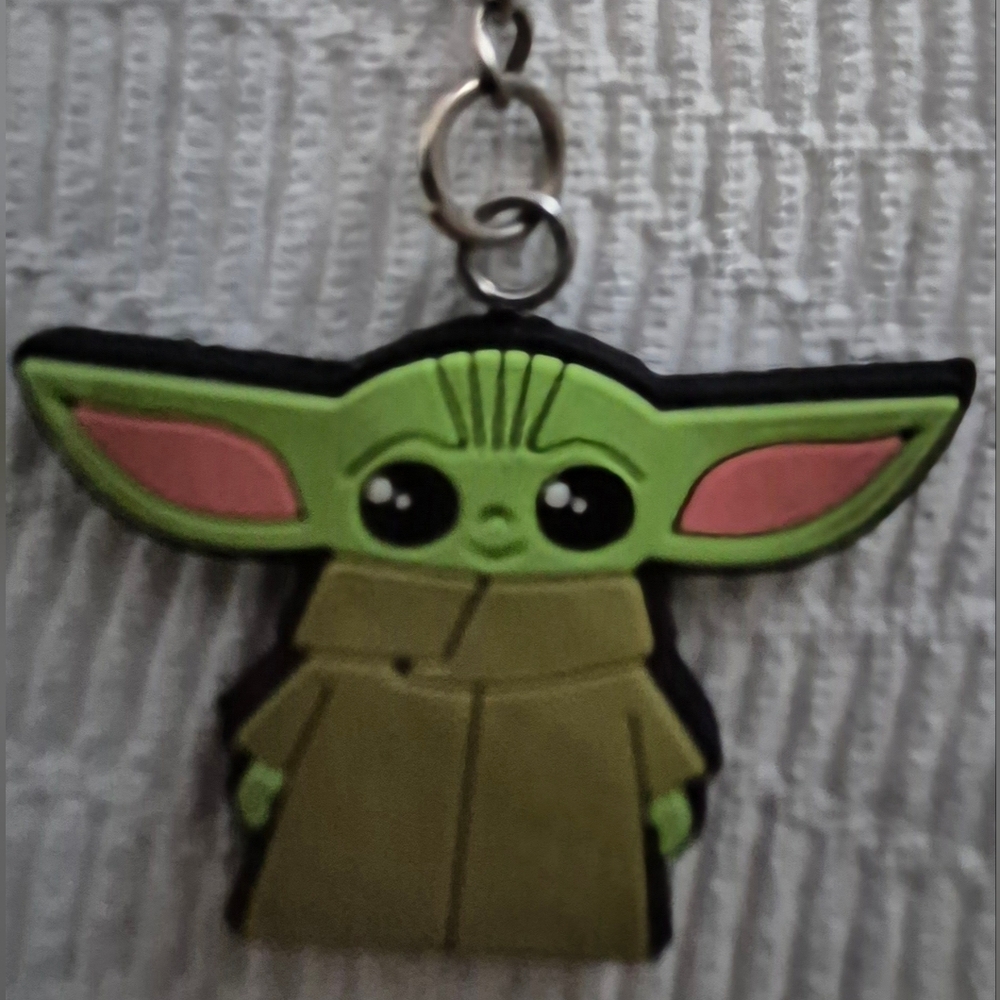 Star Wars Super Megafest 2021 Embroidered Patch New England&Mandalorian Keychain - Picture 10 of 11